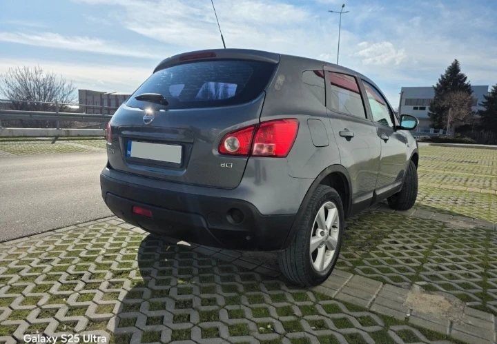 Nissan Qashqai, снимка 6 - Автомобили и джипове - 53738679