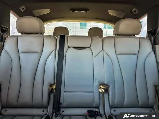 Audi Q7 * Technik | S LINE | HEATED & COOLED SEATS | PANO , снимка 12 - Автомобили и джипове - 54416440