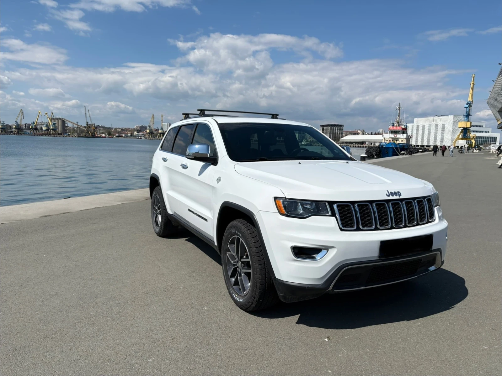 Jeep Grand cherokee 3.6/8 ск ZF - изображение 3