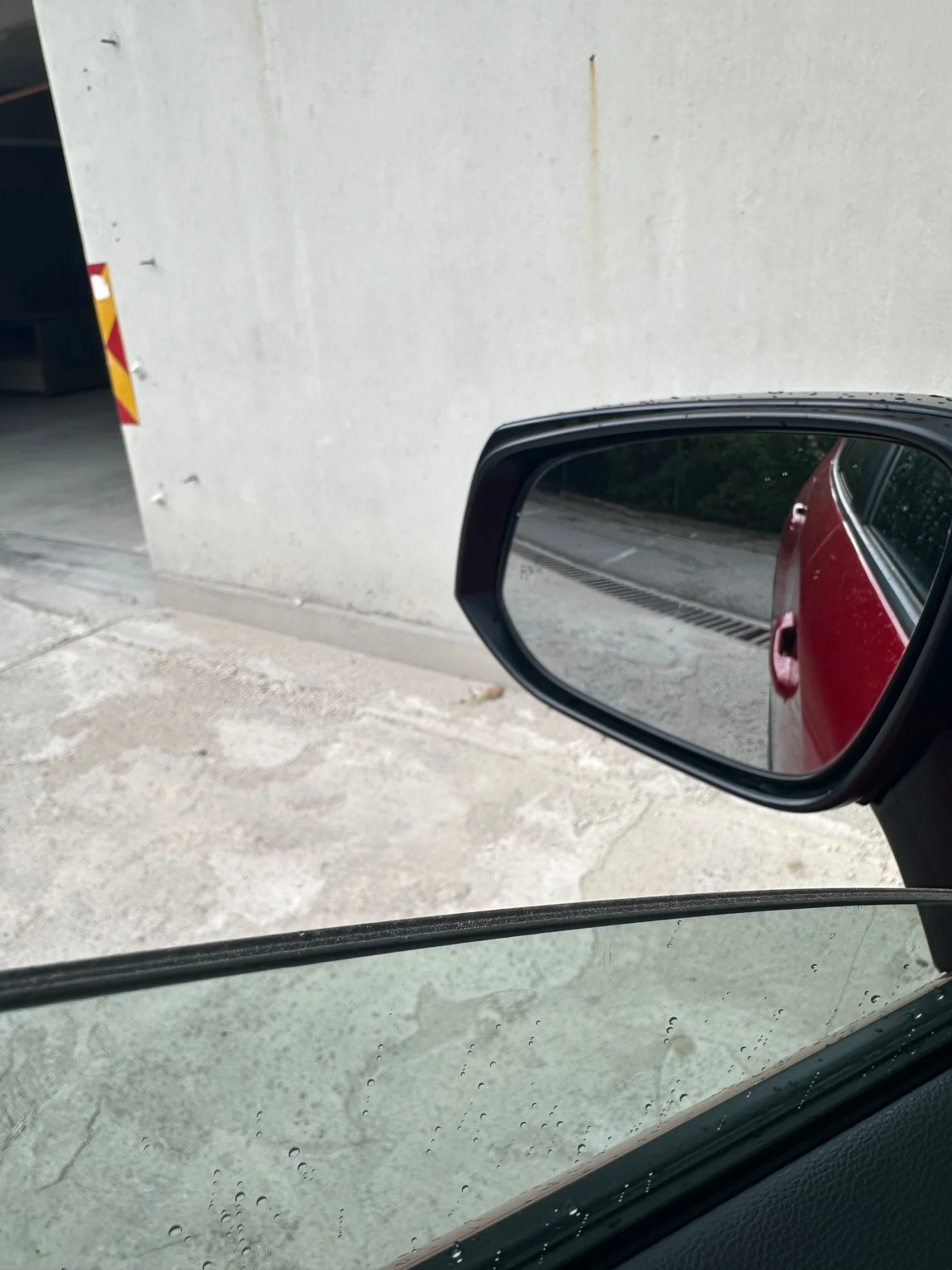 Toyota Rav4 Plug-In   Premium Bi-Tone | Mobile.bg   12