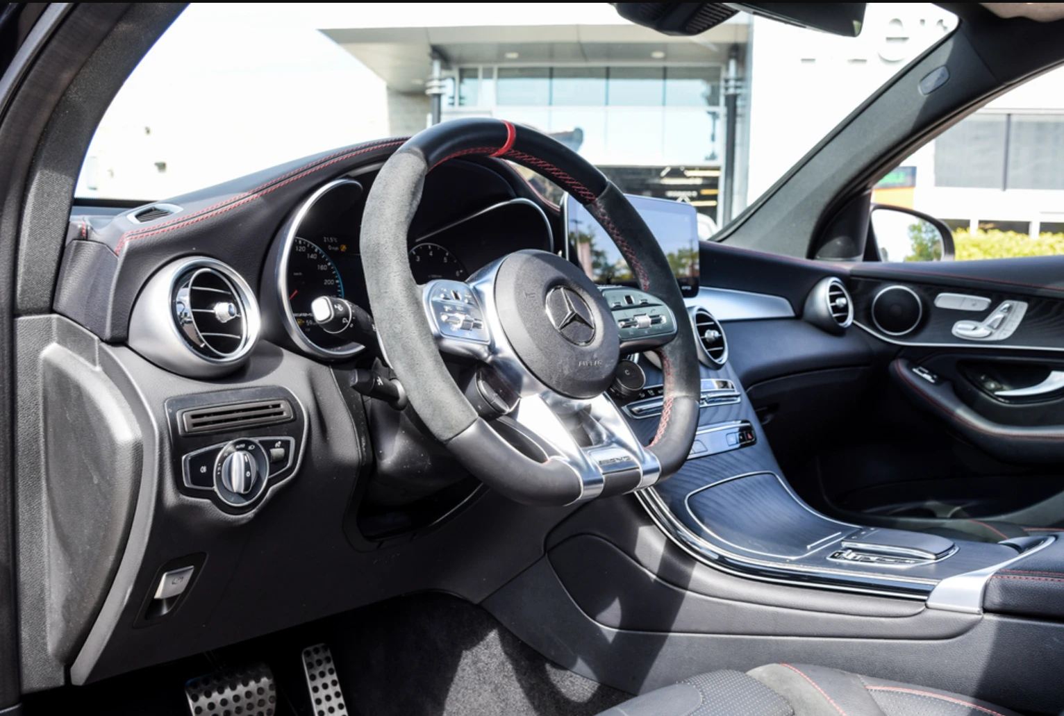 Mercedes-Benz GLC 43 AMG 2022 Mercedes-Benz AMG GLC 43 4MATIC - изображение 9