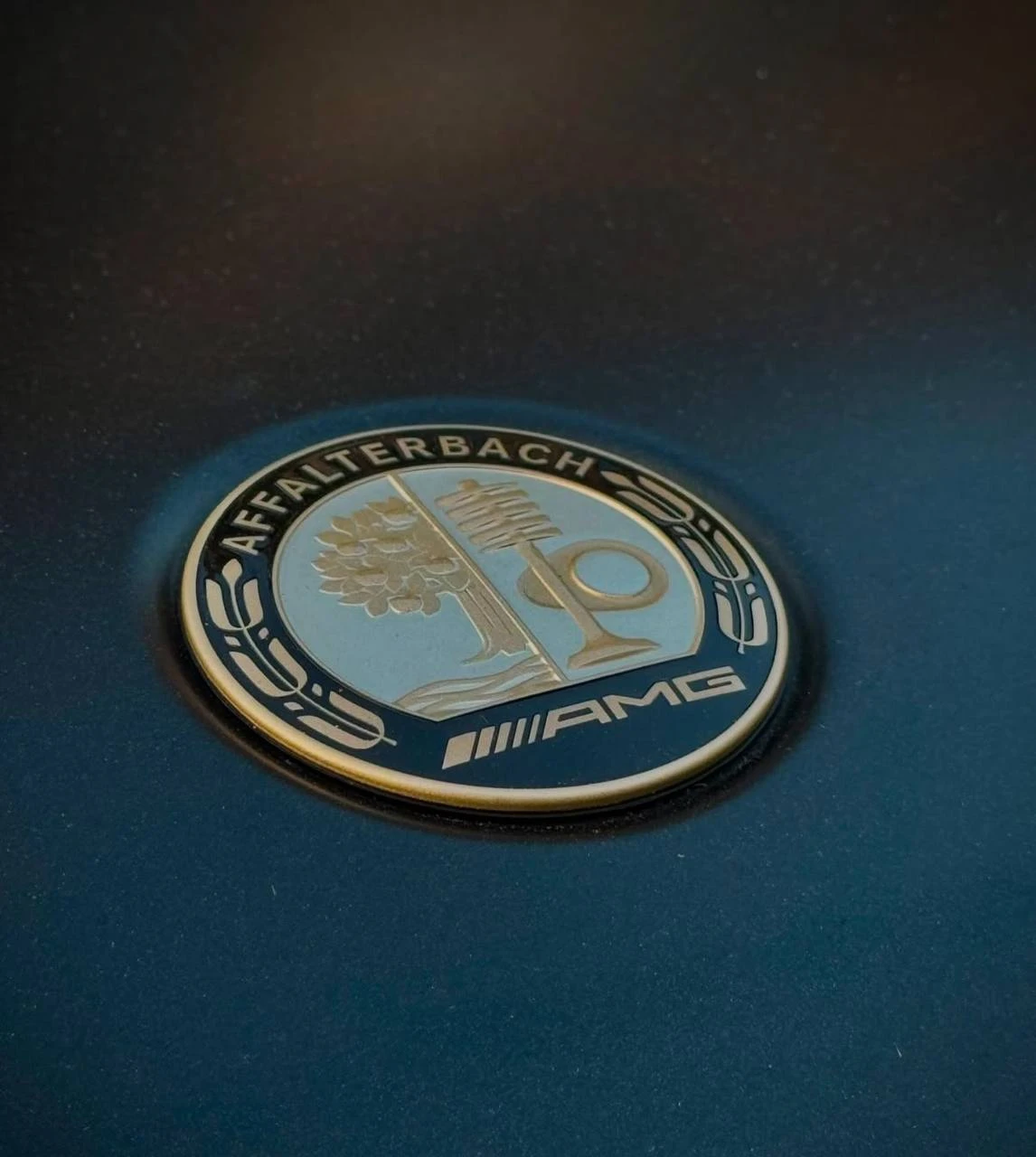 Mercedes-Benz G 63 AMG Grand Edition - изображение 3