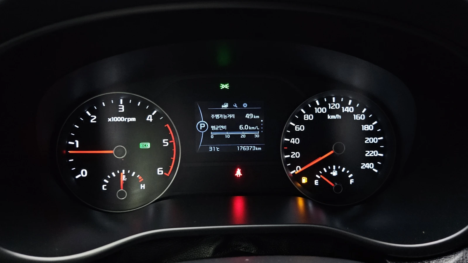 Kia Sportage 2.0 4WD PRESTIGE  - изображение 7