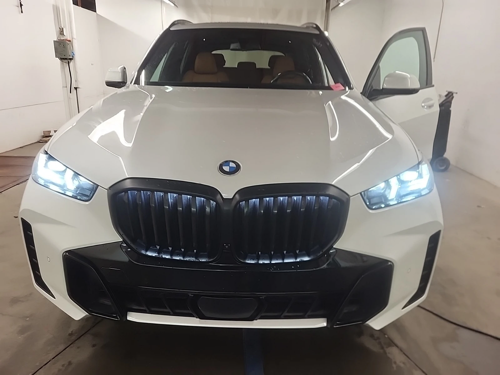 BMW X5 * 40i* CARFAX *    | Mobile.bg   2