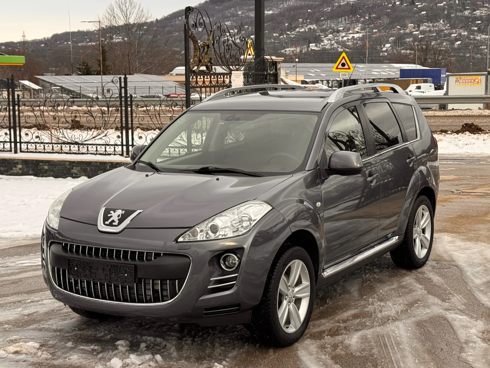 Peugeot 4007 2.2HDI ИТАЛИЯ 4х4 6+ 1 КОЖА НАВИ - изображение 2