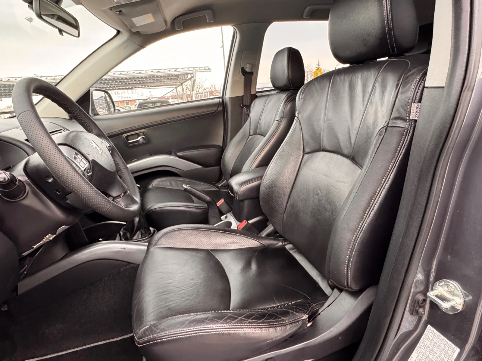 Peugeot 4007 2.2HDI ИТАЛИЯ 4х4 6+ 1 КОЖА НАВИ - изображение 7