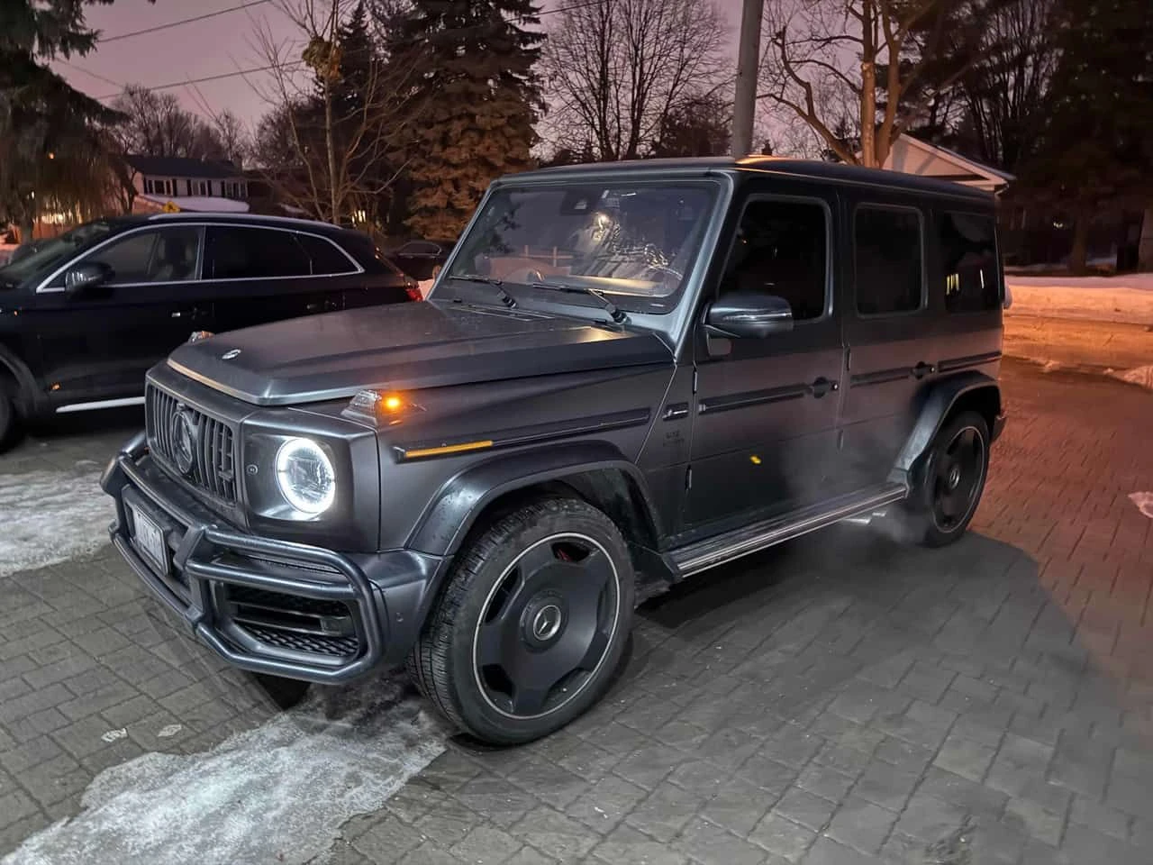 Mercedes-Benz G 63 AMG * CARFAX * BURMESTER * ОБДУХВАНЕ * ПАНОРАМА * 