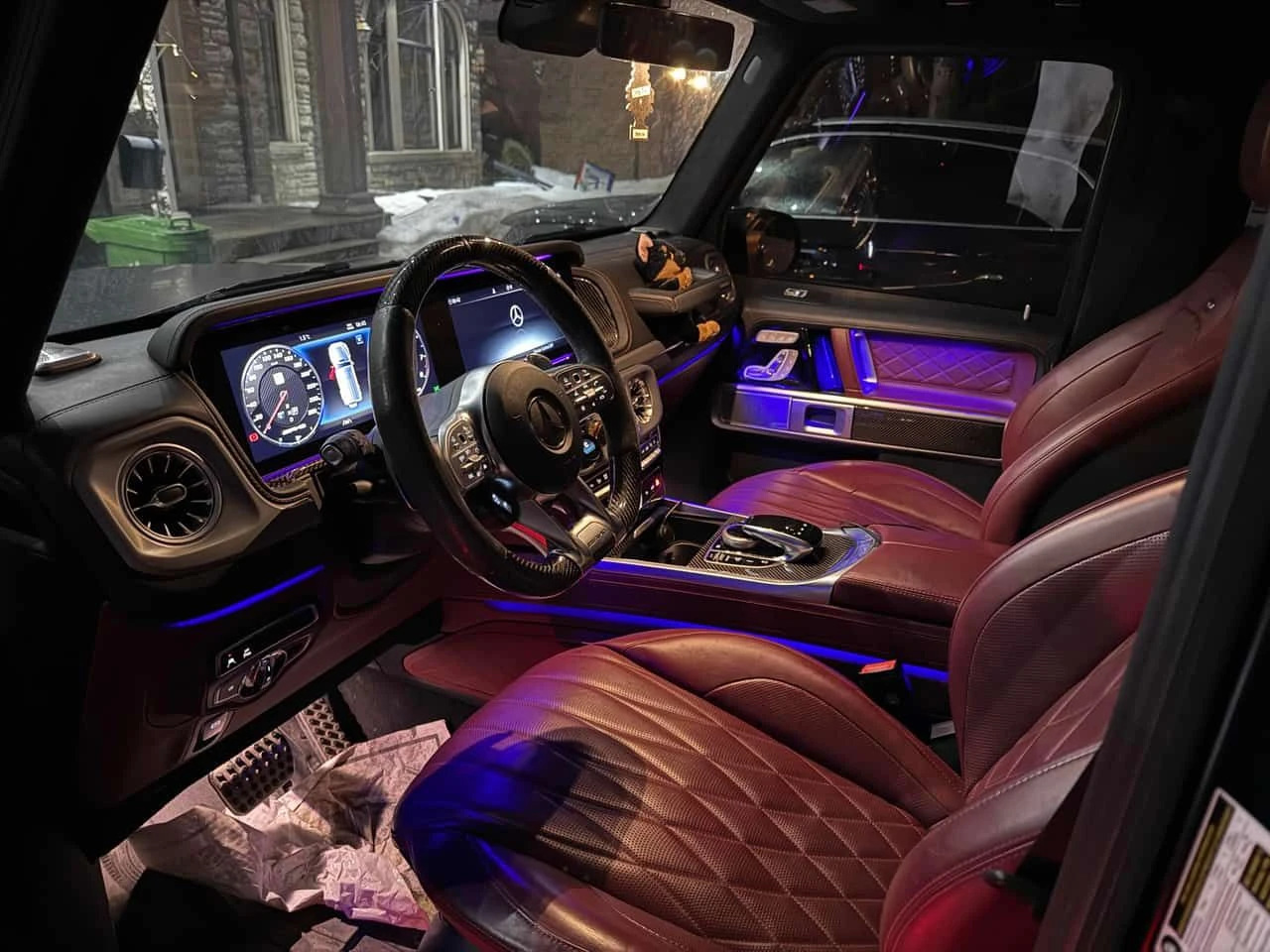 Mercedes-Benz G 63 AMG * CARFAX * BURMESTER * ОБДУХВАНЕ * ПАНОРАМА *  - изображение 5