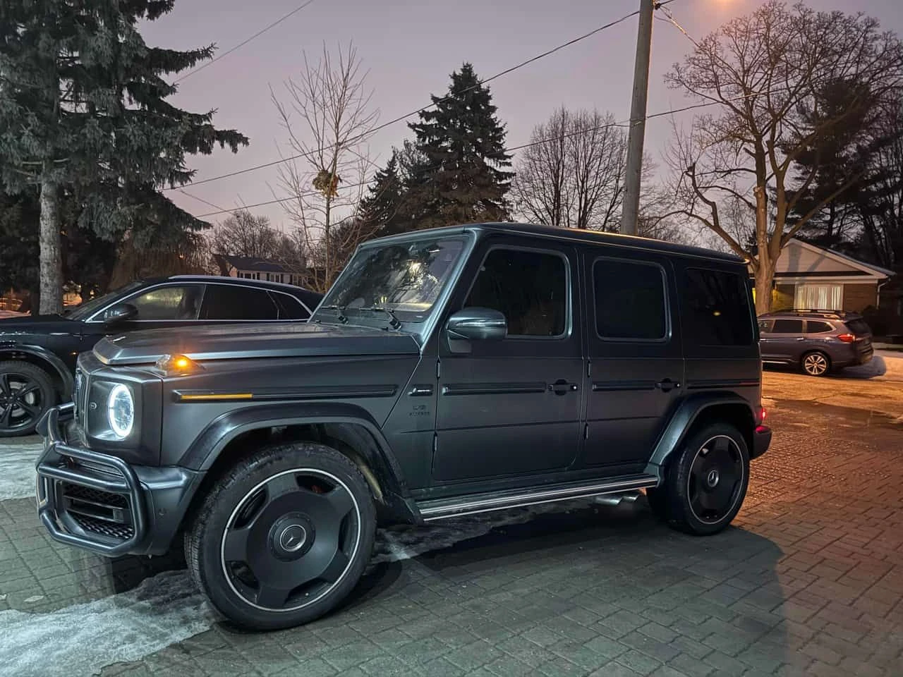 Mercedes-Benz G 63 AMG * CARFAX * BURMESTER * ОБДУХВАНЕ * ПАНОРАМА *  - изображение 2