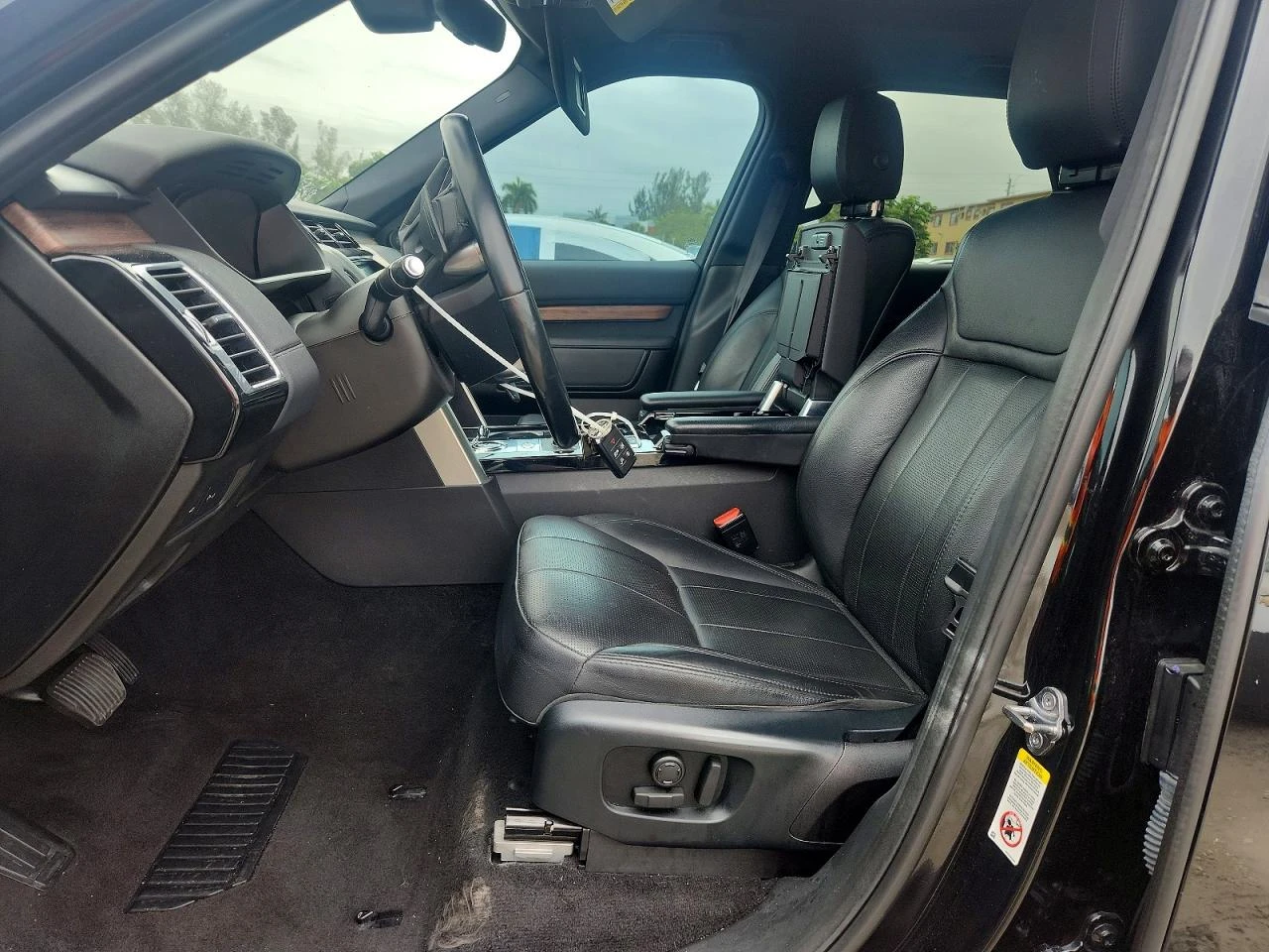 Land Rover Discovery HSE, снимка 7 - Автомобили и джипове - 53993988