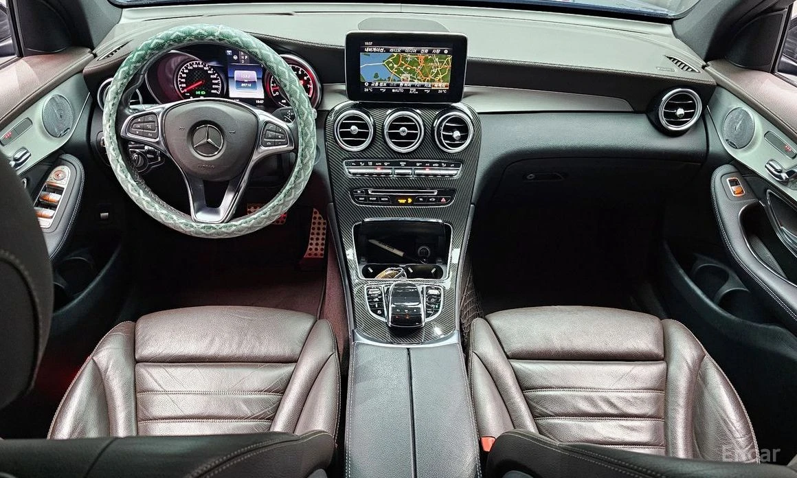 Mercedes-Benz GLC 43 AMG Coupe* 4MATIC* BURMESTER* DISTRONIC* 360* HEAD UP*, снимка 7 - Автомобили и джипове - 54168389