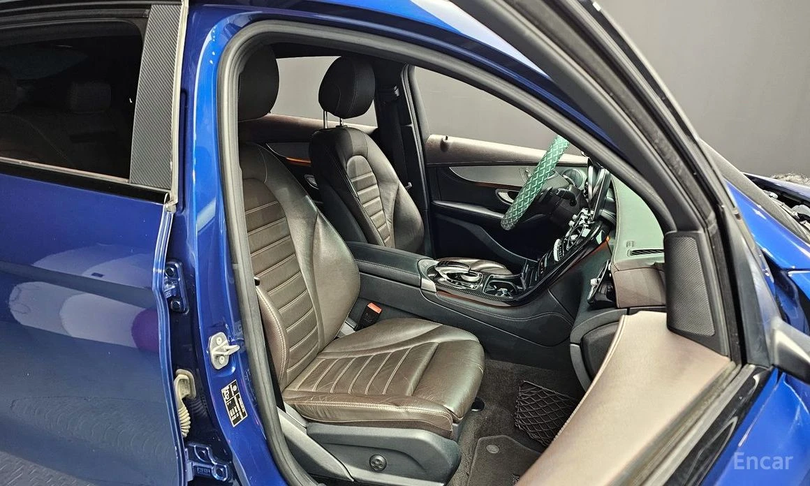 Mercedes-Benz GLC 43 AMG Coupe* 4MATIC* BURMESTER* DISTRONIC* 360* HEAD UP*, снимка 6 - Автомобили и джипове - 54168389