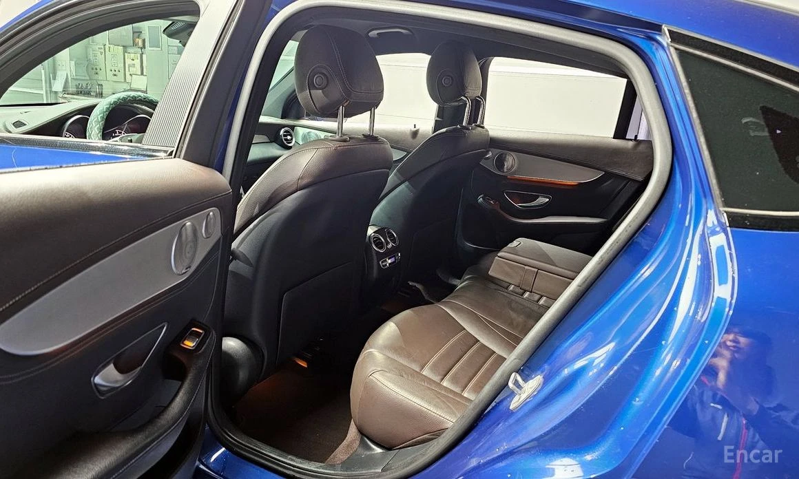 Mercedes-Benz GLC 43 AMG Coupe* 4MATIC* BURMESTER* DISTRONIC* 360* HEAD UP*, снимка 15 - Автомобили и джипове - 54168389