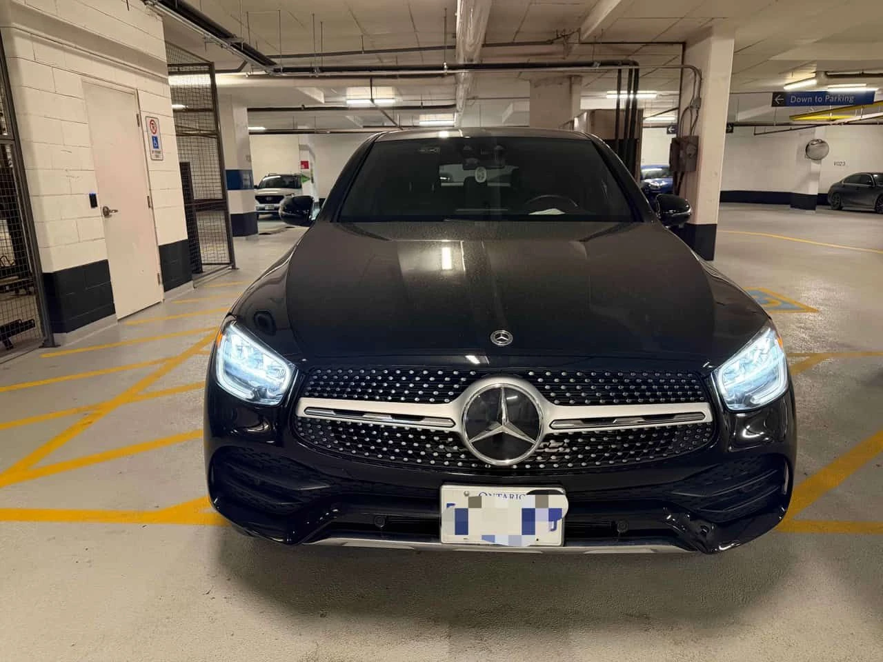Mercedes-Benz GLC 300 COUPE| AMBIENT| PANO| ПАМЕТ| 2 КЛЮЧА| , снимка 6 - Автомобили и джипове - 54387485
