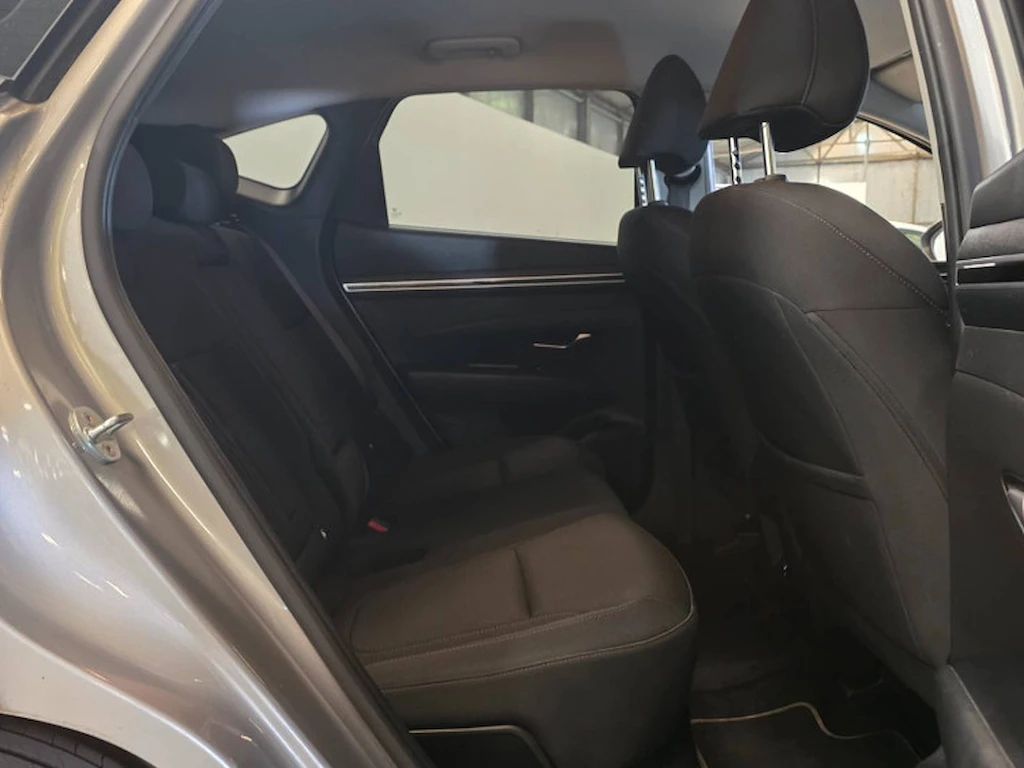 Hyundai Tucson 1.6 CRDI 136ch Hybrid 48V Business DCT7, снимка 9 - Автомобили и джипове - 54799810