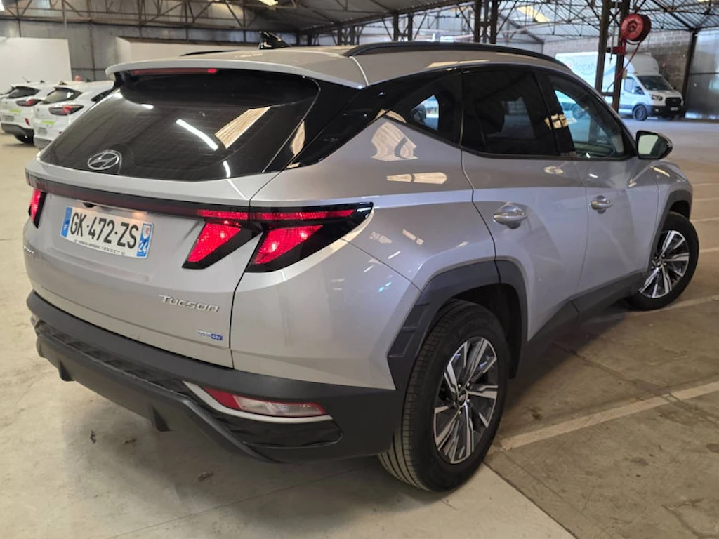 Hyundai Tucson 1.6 CRDI 136ch Hybrid 48V Business DCT7, снимка 3 - Автомобили и джипове - 54799810
