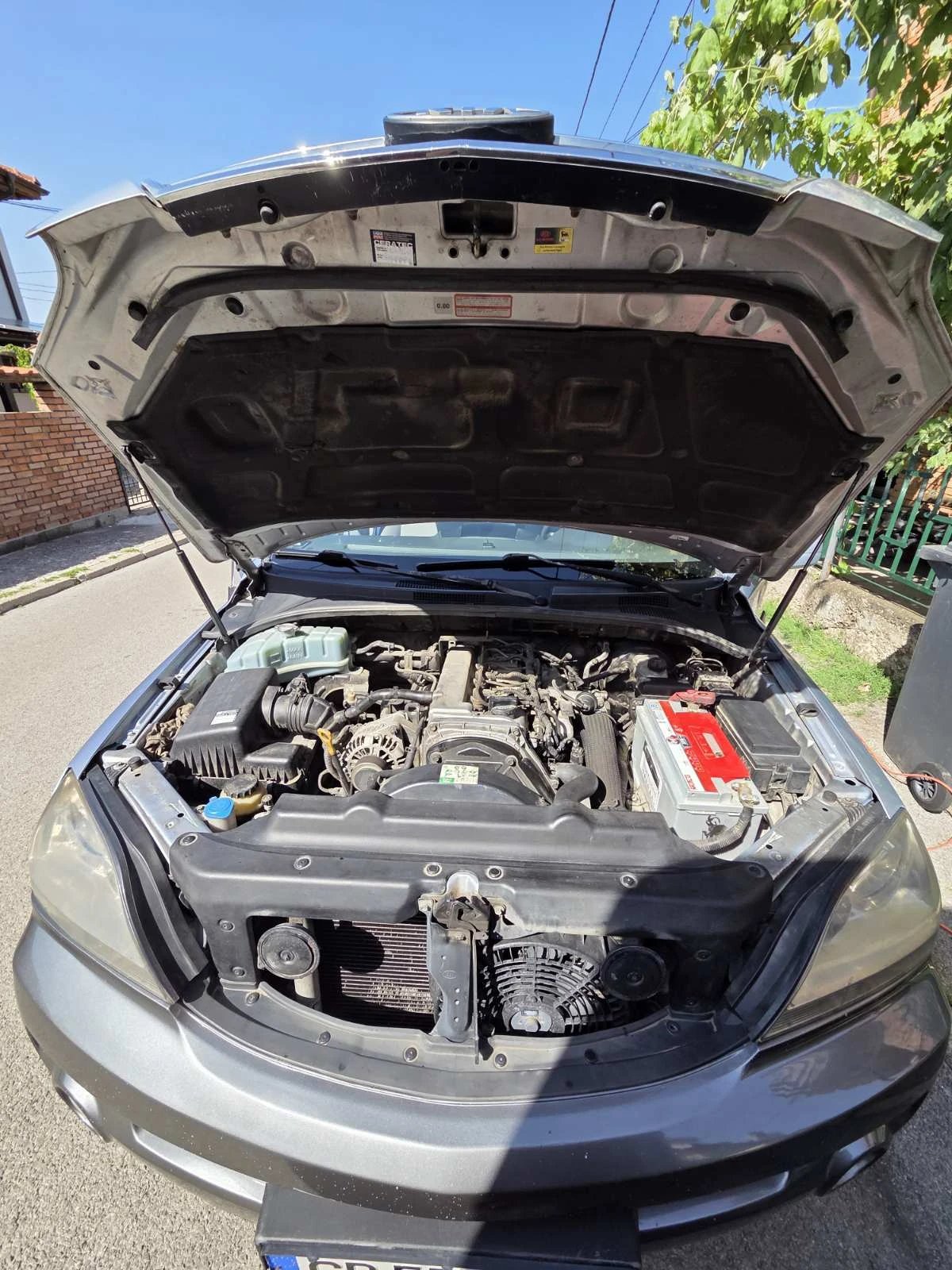Kia Sorento 2.5 CRDI, снимка 5 - Автомобили и джипове - 55425962