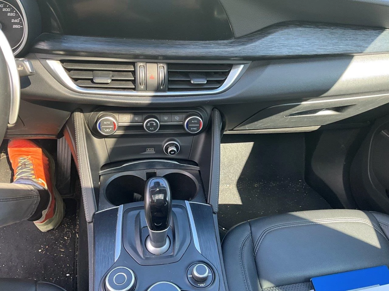 Alfa Romeo Stelvio 4x4, снимка 8 - Автомобили и джипове - 55950392