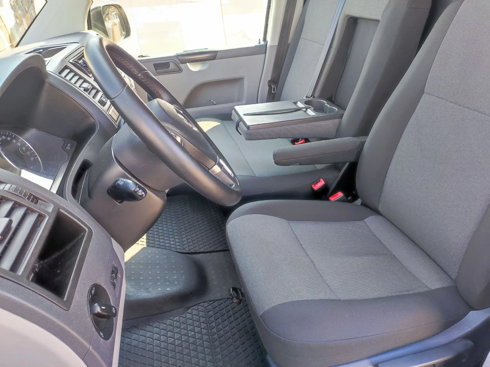 VW Transporter 2.0TDI - изображение 6