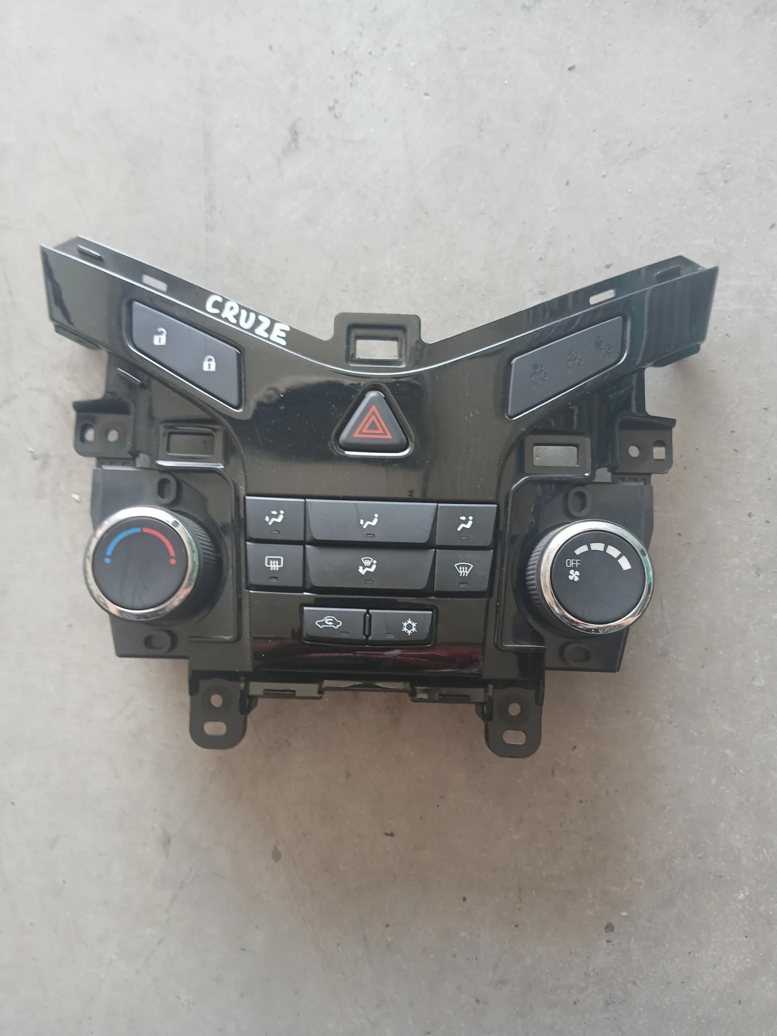 3870548 управление климатроник Chevrolet Cruze