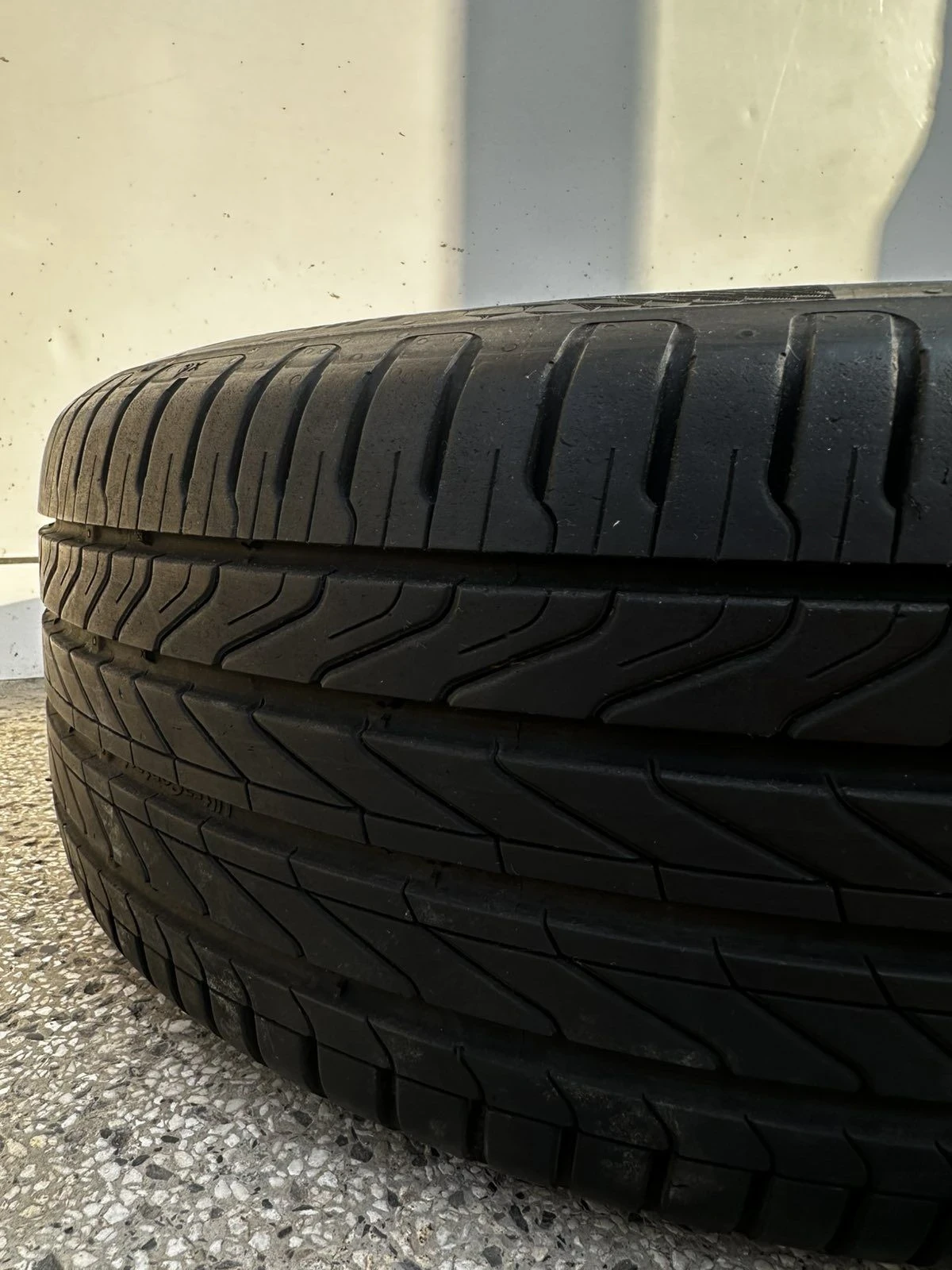 Гуми с джанти Continental 205/55R16, снимка 2 - Гуми и джанти - 55791234