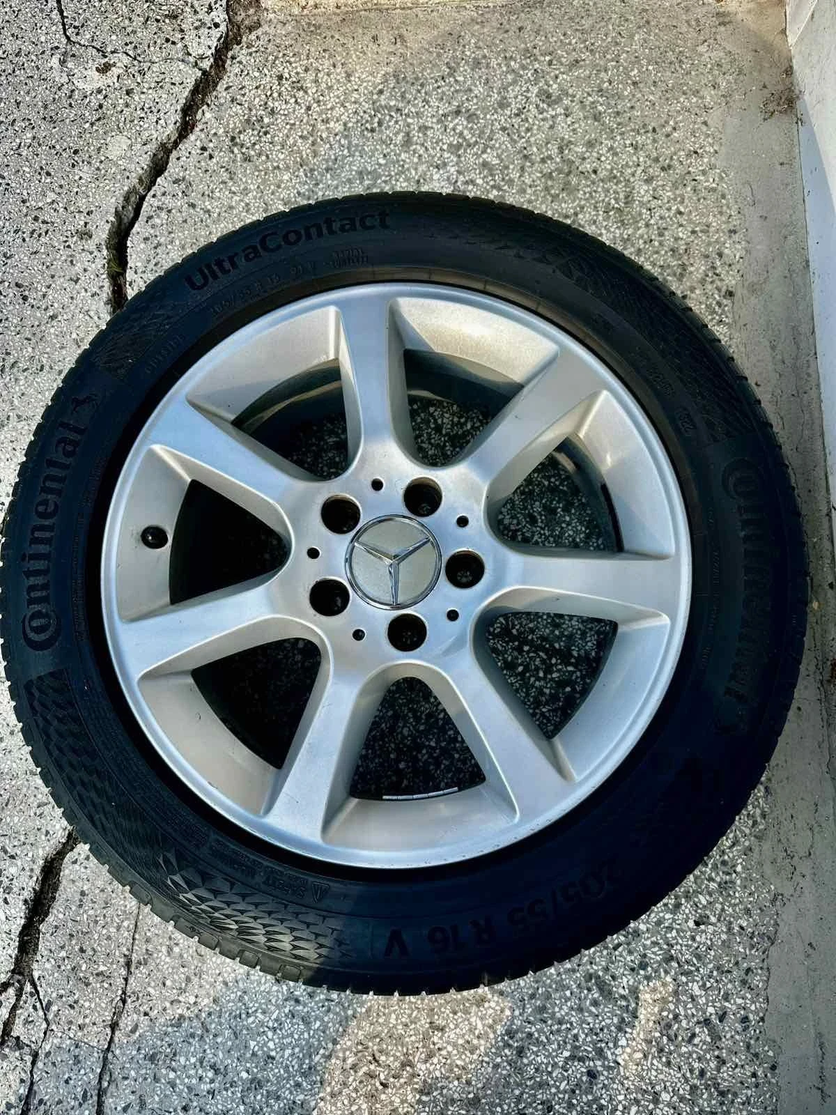 Гуми с джанти Continental 205/55R16, снимка 3 - Гуми и джанти - 55791234
