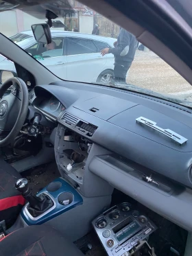 Mazda 2 1.4 hdi, снимка 3