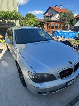 BMW 750, снимка 1