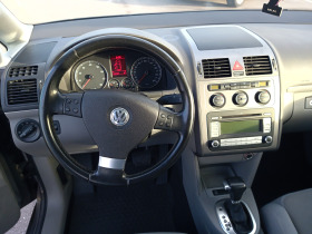 VW Touran 1,4TSI/aut., снимка 9 - Автомобили и джипове - 45002318