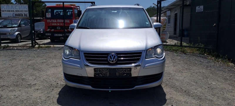 VW Touran 2.0TDI DSG, снимка 2 - Автомобили и джипове - 46183933