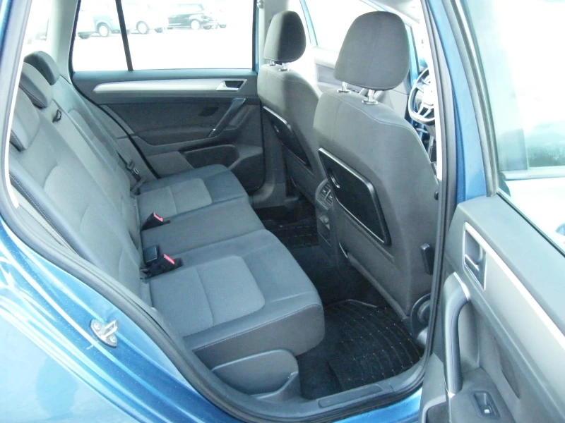 VW Golf Plus 1.6TDI DSG, снимка 14 - Автомобили и джипове - 47522049