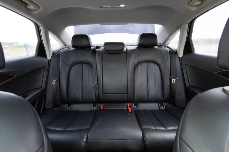 Audi A6 3.0 TFSI      8ZF, снимка 13 - Автомобили и джипове - 52619489