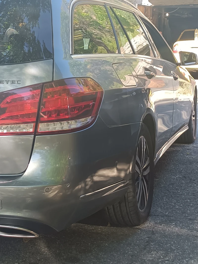 Mercedes-Benz E 250 4 matic, снимка 5 - Автомобили и джипове - 51810498