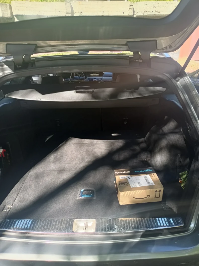 Mercedes-Benz E 250 4 matic, снимка 4 - Автомобили и джипове - 51810498