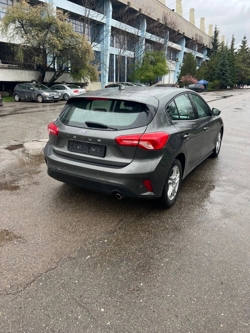 Ford Focus 1.5, снимка 4 - Автомобили и джипове - 52604303