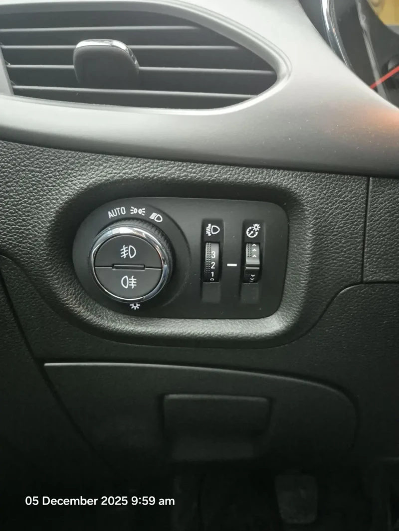 Opel Astra Exite, снимка 11 - Автомобили и джипове - 52660327