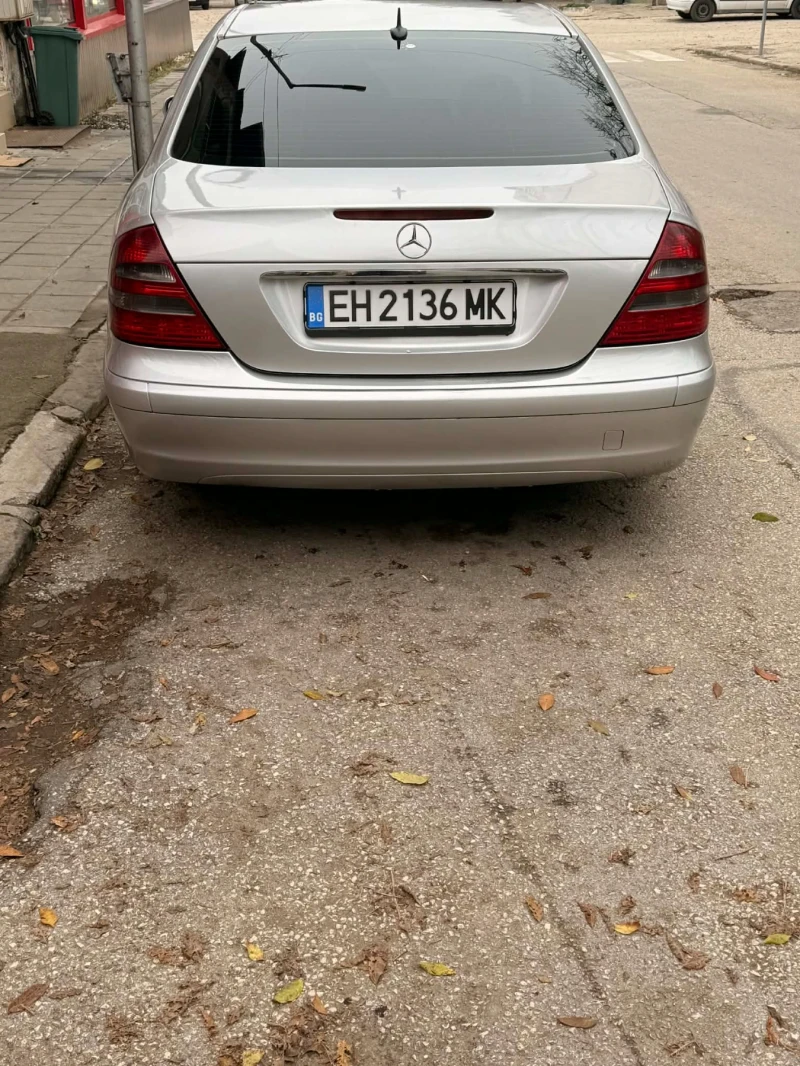 Mercedes-Benz E 270 2.7, снимка 8 - Автомобили и джипове - 52698559