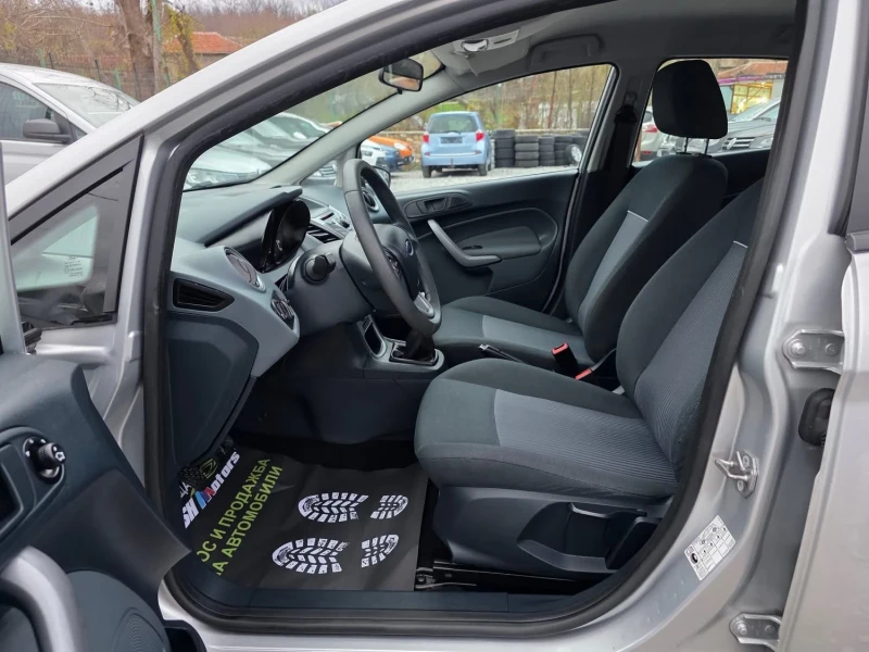 Ford Fiesta 1.25i 60K.C. / КЛИМАТИК / КАТО НОВА /, снимка 6 - Автомобили и джипове - 52730803