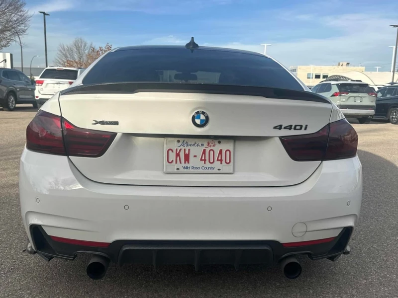 BMW 440 * 440i xDrive * CARFAX * БЕЗ ПЪРВОНАЧАЛНА ВНОСКА, снимка 4 - Автомобили и джипове - 52922808