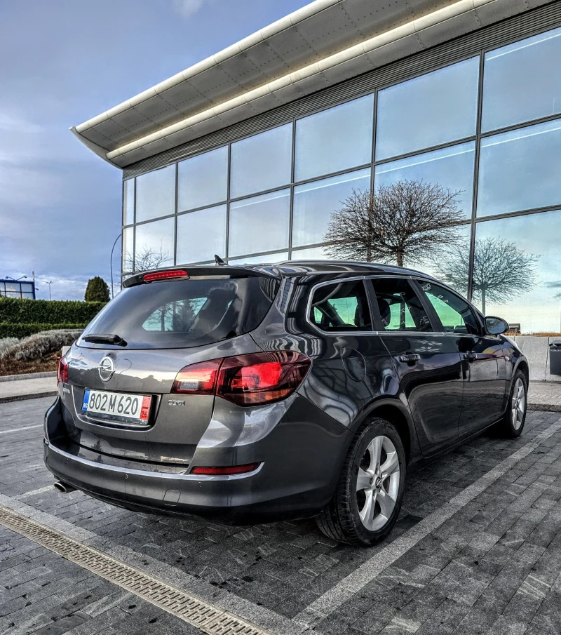 Opel Astra 2.0., КСЕНОН, НАВИГАЦИЯ, ТОП, снимка 4 - Автомобили и джипове - 52977237