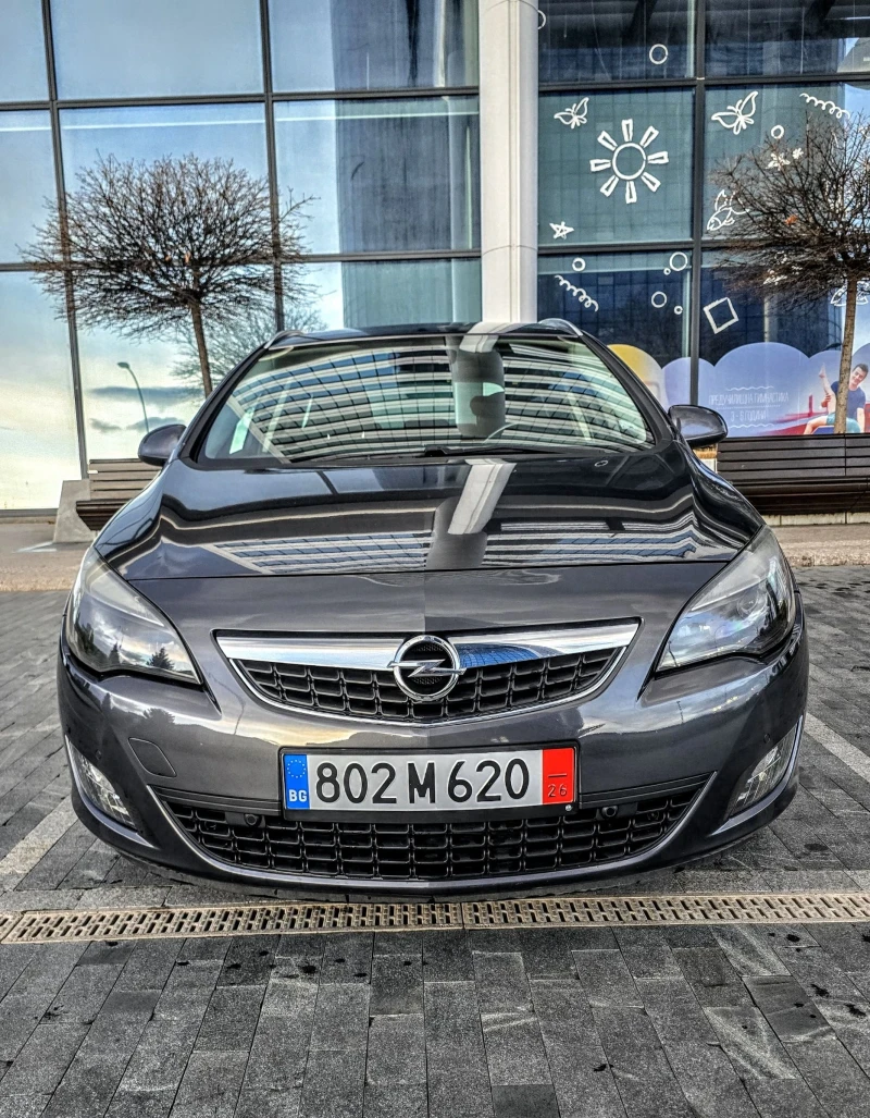 Opel Astra 2.0., КСЕНОН, НАВИГАЦИЯ, ТОП, снимка 9 - Автомобили и джипове - 52977237