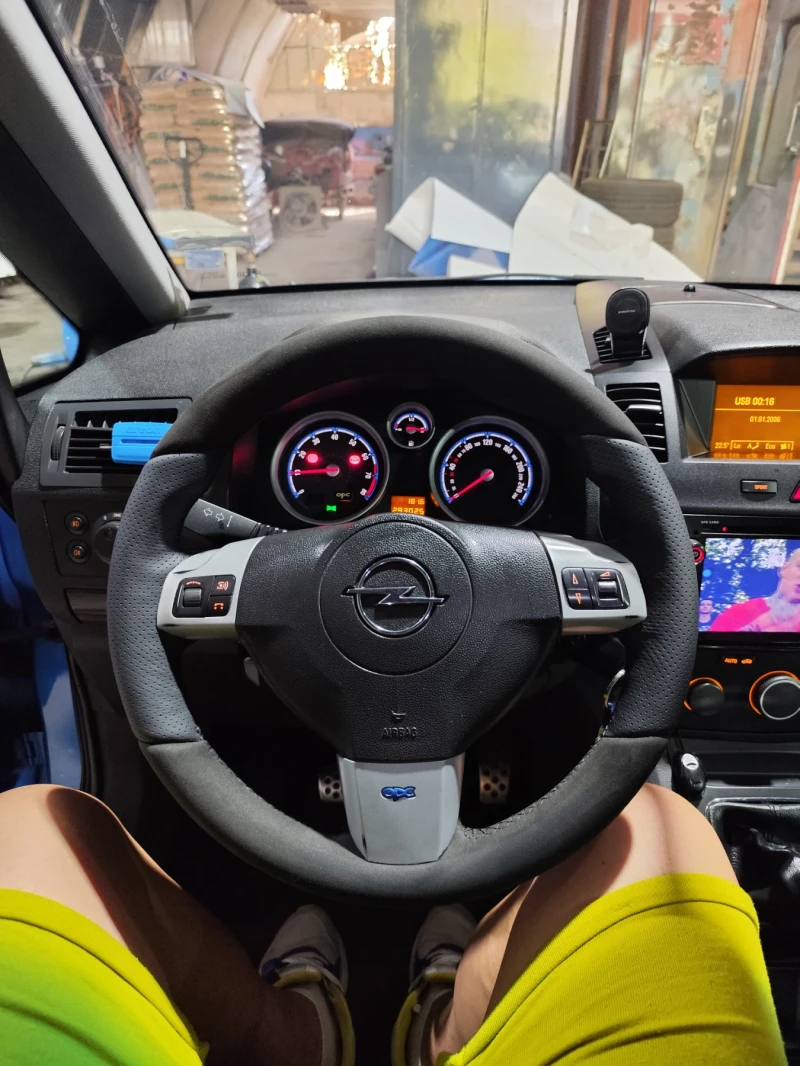 Opel Zafira Zafira b 2.0t opc, снимка 13 - Автомобили и джипове - 53474672