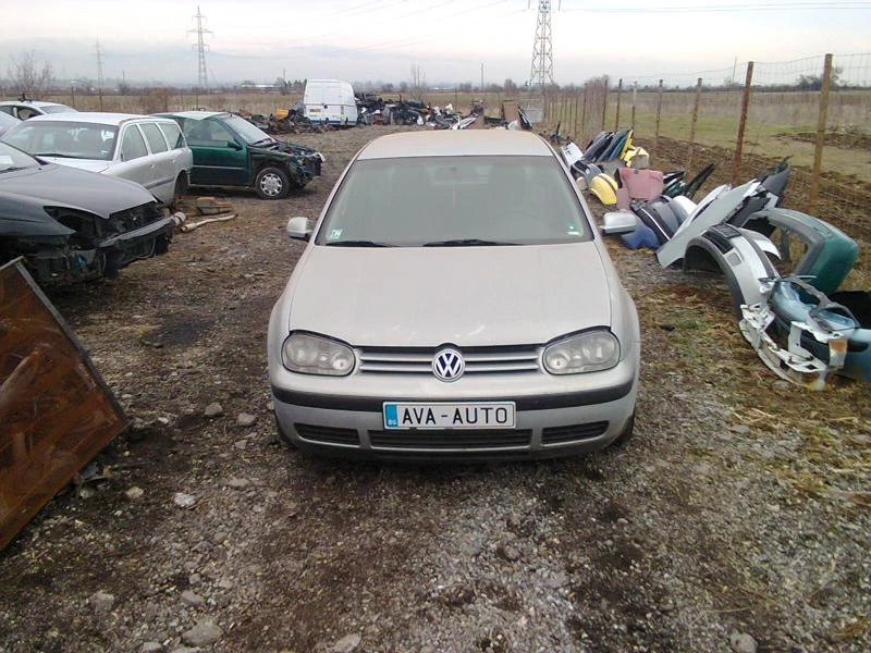 VW Golf 1.6i на части | Mobile.bg — изображение 1