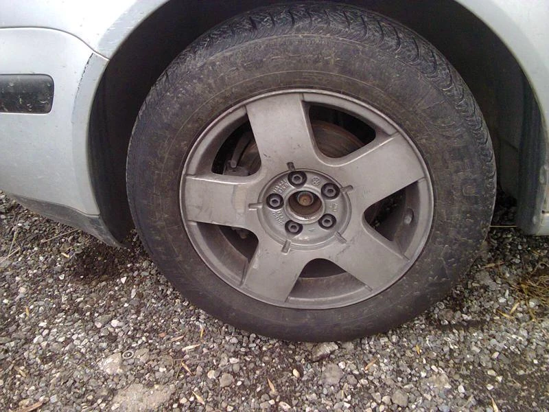 VW Golf 1.6i на части | Mobile.bg — изображение 8