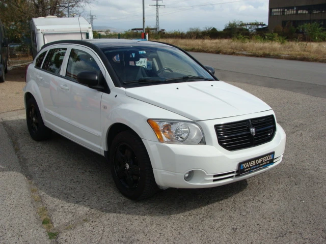 Dodge Caliber 2.0, снимка 2 - Автомобили и джипове - 47564110