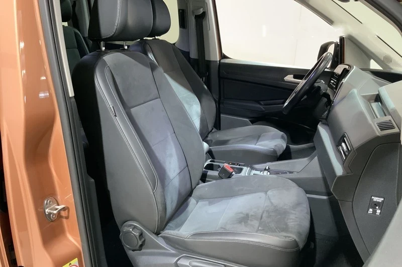 VW Caddy 2.0TDI* DSG* Style* Individual, снимка 13 - Автомобили и джипове - 53658677