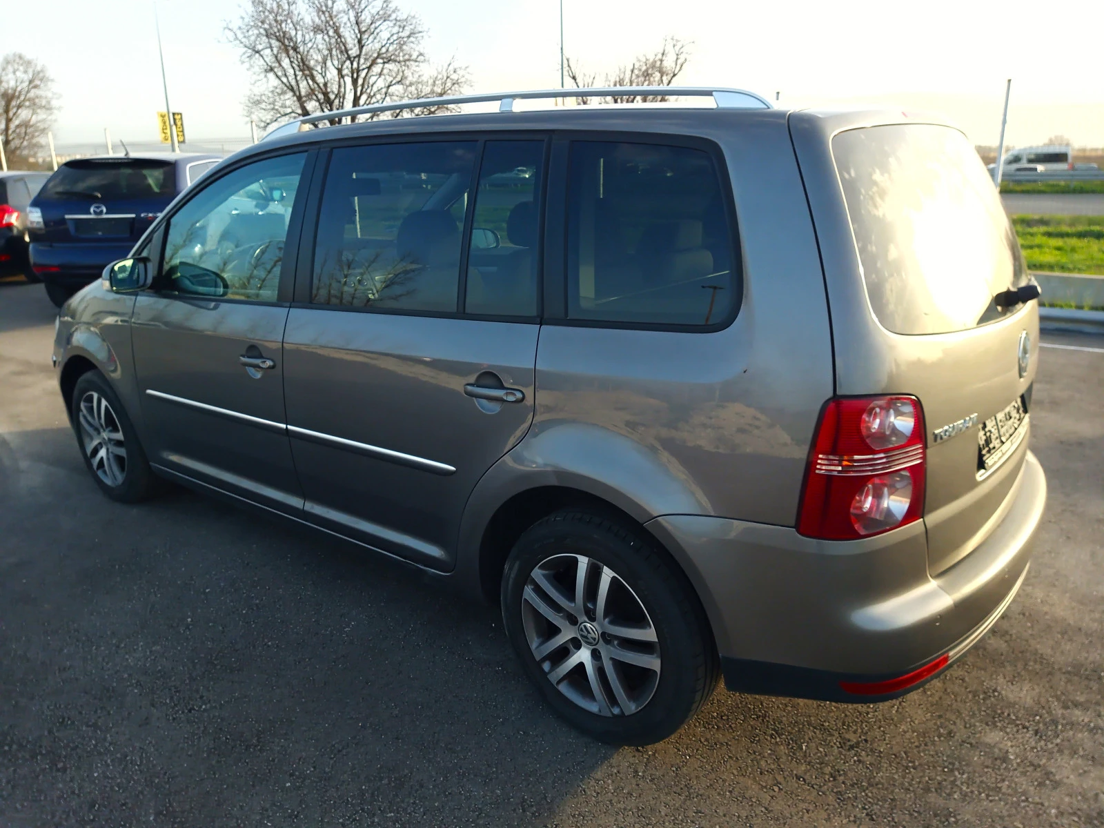 VW Touran 1, 4TSI/aut. - изображение 6