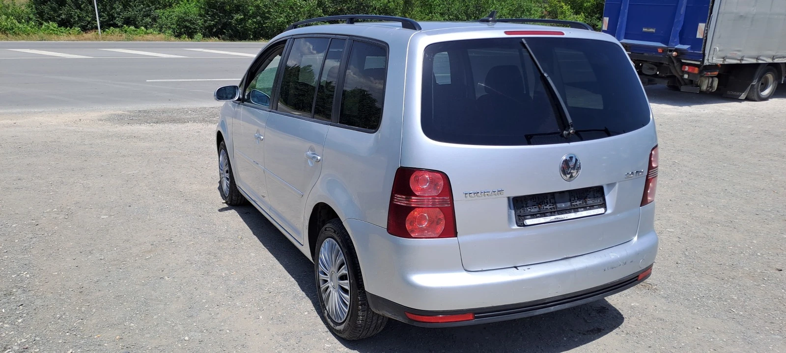 VW Touran 2.0TDI DSG - изображение 5