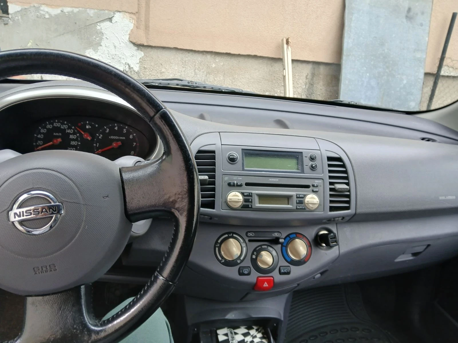 Nissan Micra  - изображение 4
