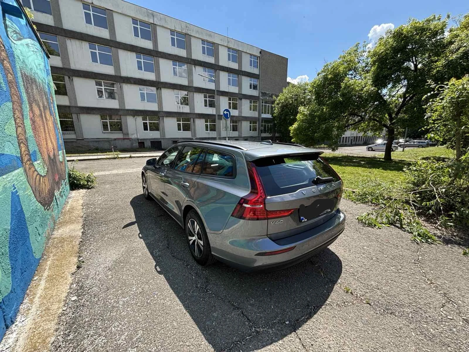 Volvo V60  - изображение 3